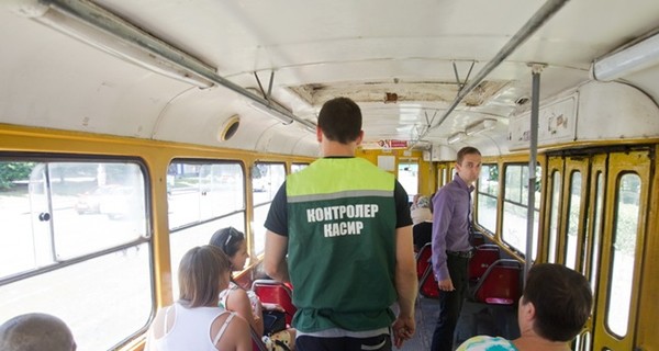 В автобусах, троллейбусах и трамваях Киева больше не будет кондукторов