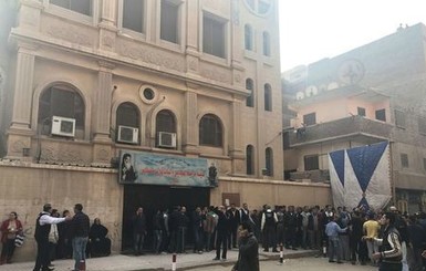 В Египте людей расстреляли около христианской церкви, сообщается о 10 погибших