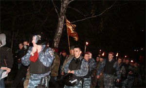 Киевские националисты прогоняли иностранцев домой 