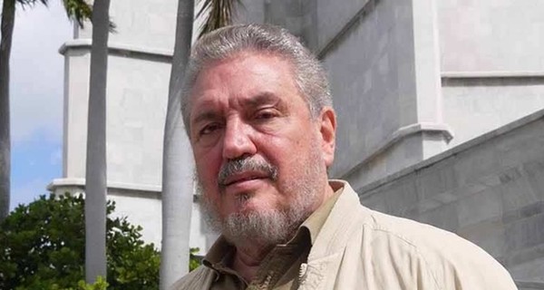 Сына Фиделя Кастро, покончившего с собой, похоронили на главном кладбище в Гаване  