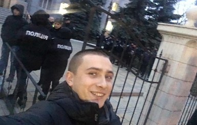 В Одессе возле дома напали на бывшего лидера местного 