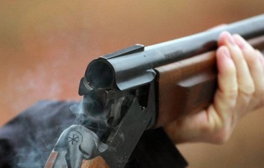 В Харьковской области пациент вызвал скорую и устроил стрельбу из ружья