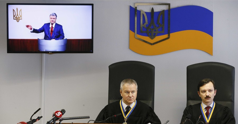 Допрос Порошенко в суде по делу о госизмене Януковича: хроника