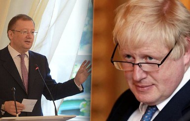 Глава МИД Великобритании отказался пожать руку послу России