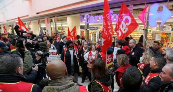 Во Франции началась самая крупная забастовка в истории страны