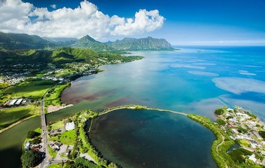 На Гавайях запретили пользоваться солнцезащитными кремами