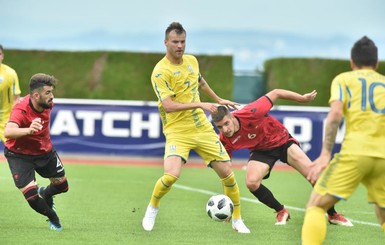 Дубли Ярмоленко и Коноплянки принесли Украине победу над Албанией