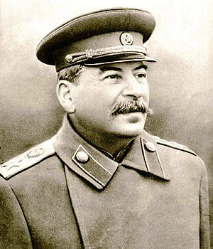 Сколько двойников было у Сталина? 
