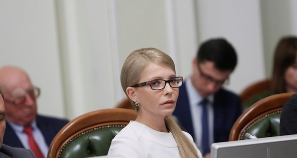 Тимошенко стартовала раньше всех, Порошенко 