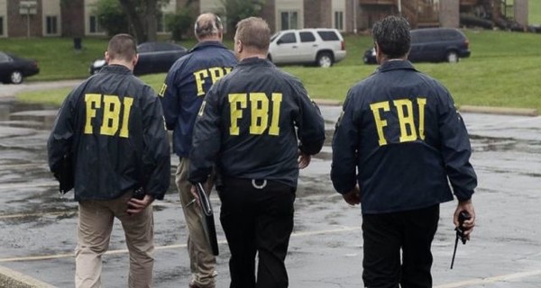 В США ФБР задержало четверых граждан России