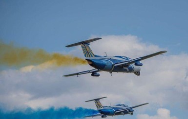 Авиашоу над Крещатиком: как обеспечат безопасность и какие самолеты увидим