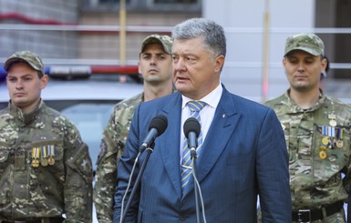 Порошенко сообщил о 8 убитых утром боевиках на Донбассе