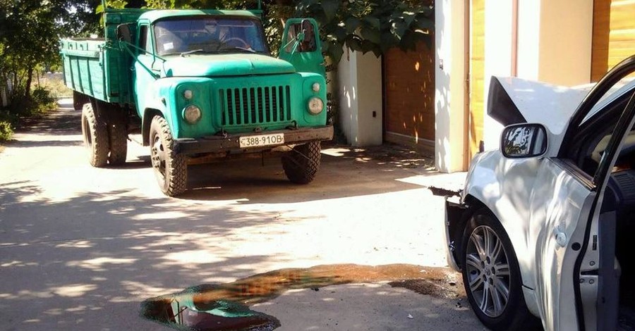 Одесский суд  арестовал на 2 месяца подозреваемых в покушении на Кузаконя и Козьму