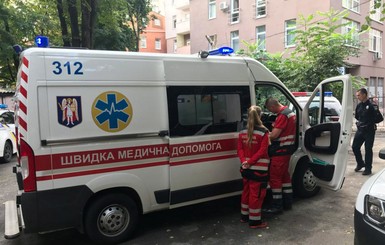 В центре Киева подстрелили 20-летнюю девушку