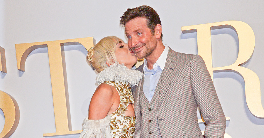 Какая пара: Леди Гага и Брэдли Купер на премьере фильма “Звезда родилась” 