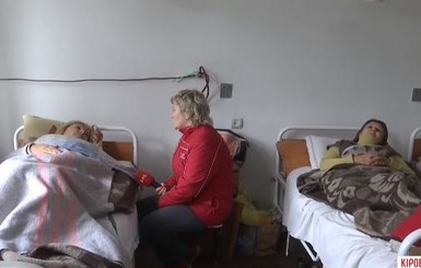 На Кировоградщине пьяный пациент взял в заложники двух медсестер и пытал их