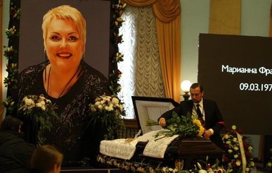 В Киеве попрощались с погибшей актрисой 