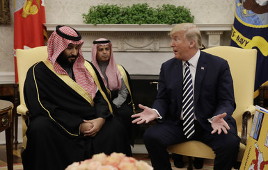 Трамп расспросил саудовского принца Мухаммеда о его причастности к убийству журналиста