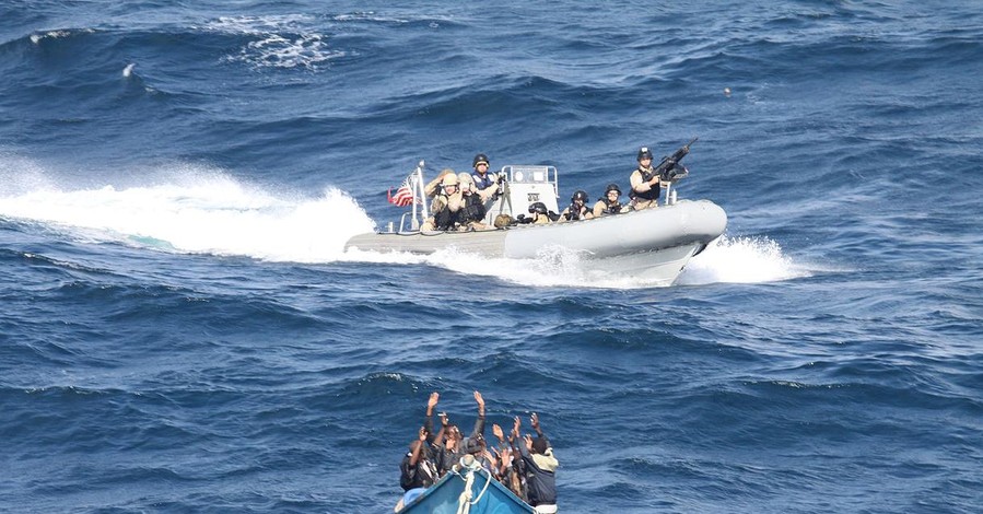 Украинского моряка освободили из плена нигерийских пиратов