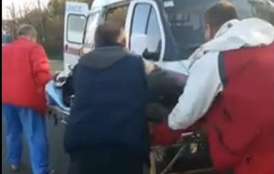 В Одесской области из автобуса выпала женщина, она в коме