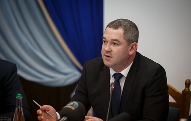 У экс-главы фискальной службы отрицают, что он выехал из Украины в багажнике