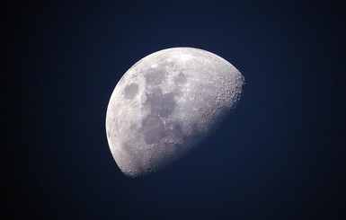 США вернутся на Луну спустя почти 50 лет после последней экспедиции