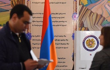 В Армении стартовали досрочные парламентские выборы