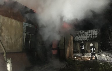 Два родных брата сгорели в доме под Ровно