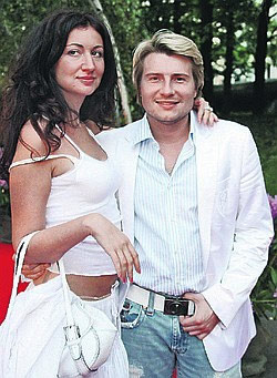 Николай Басков официально развелся 