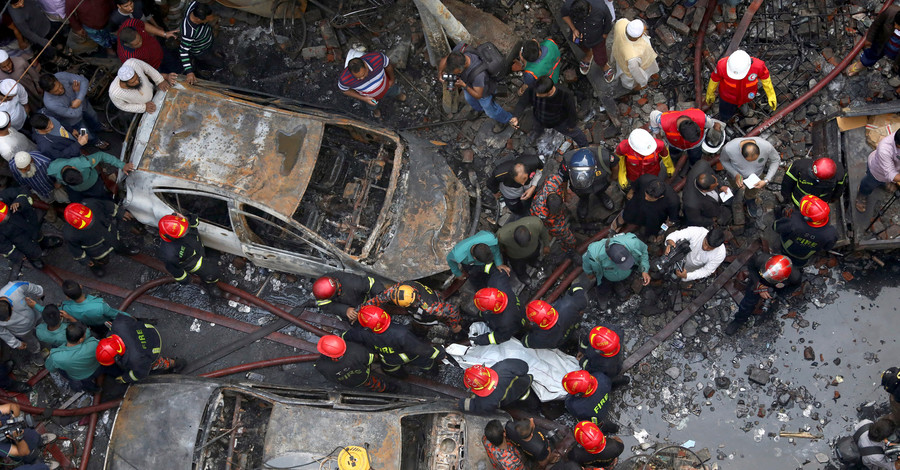 Во время пожара в Бангладеше погибли 78 человек 