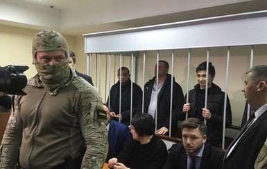 В РФ всем украинским военнопленным морякам суд продлил арест