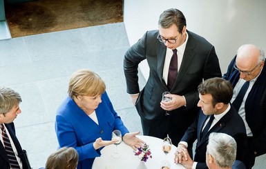 Германия и Франция включились в переговоры между Сербией и Косово