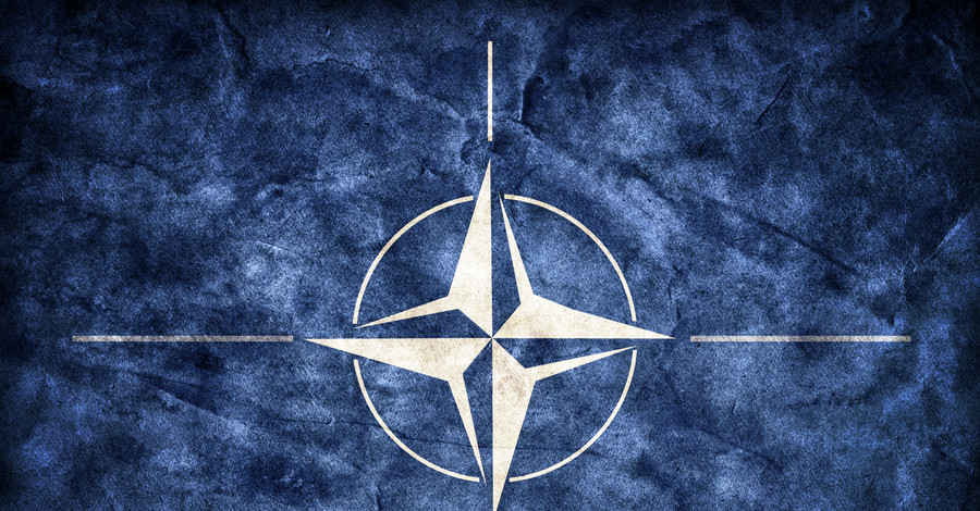 Силы НАТО отреагировали на обострение ситуации в Косово
