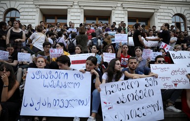 Протесты в Грузии: оппозиция выдвинула 3 требования