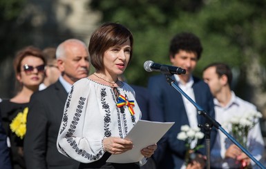 Новый премьер Молдовы едет в Киев по приглашению Зеленского