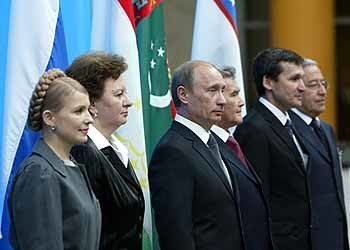 На саммите в Минске пани Юлия добилась от Путина встречи один на один  