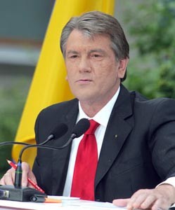 Виктор Ющенко пригласил Папу Римского в Украину 