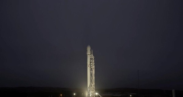 SpaceX успешно испытала космический корабль будущего Starhopper