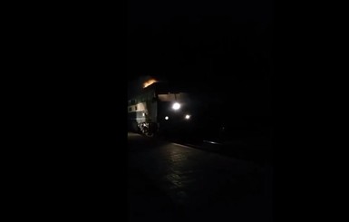 В Рубежном на ходу загорелся пассажирский поезд