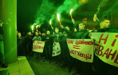 Во Львове, Черскассах и Харькове прошли протесты против 