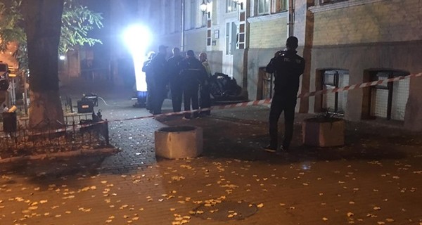 В центре Киева прогремел взрыв, двое погибших