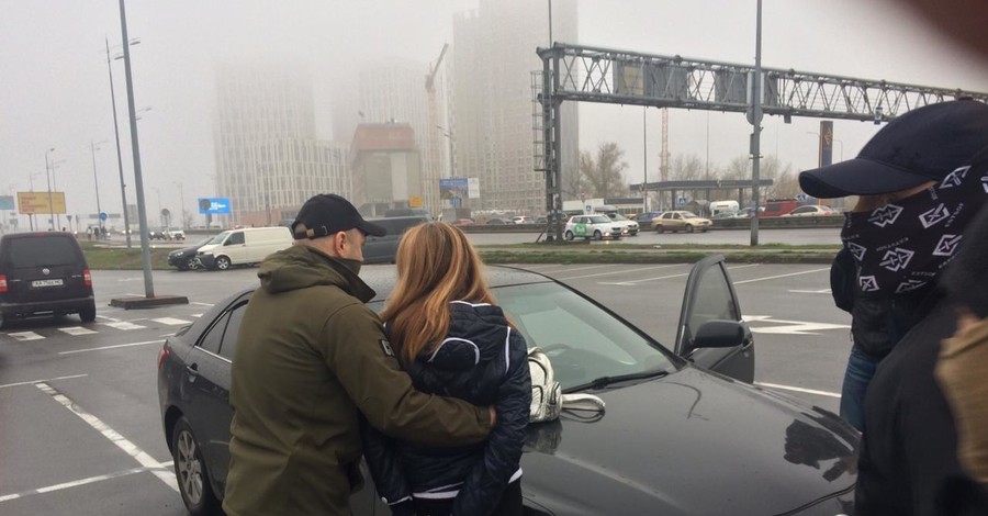 В Киевской области женщина заказала киллеру любовницу мужа