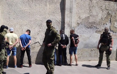 Бунт в Кропивницком СИЗО: заключенные захватили персонал