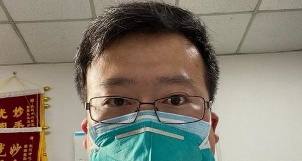 Китайского врача, который рассказал о коронавирусе, так и не спасли
