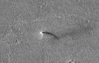 На Марсе сфотографировали пылевого дьявола