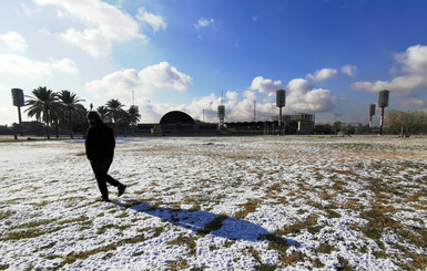 В Багдаде впервые за 12 лет начался снегопад