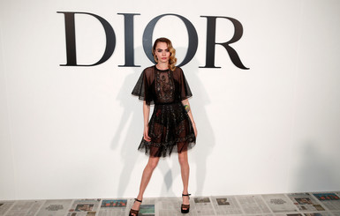 Кара Делевинь, Деми Мур и другие знаменитости на показе Christian Dior