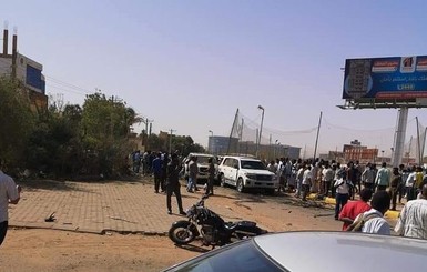 В Судане неизвестные подорвали автомобиль премьер-министра Абдаллы Хамдука