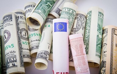 Курс валют: гривна рухнула ниже 29 за евро