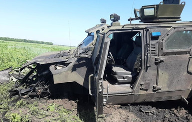 На Донбассе взорвался автомобиль Нацгвардии: пострадали 10 военных